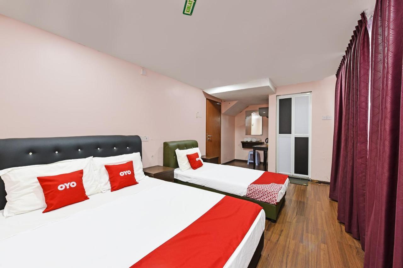 Oyo 90578 Seri Mawardah Hotel Malacca Екстер'єр фото